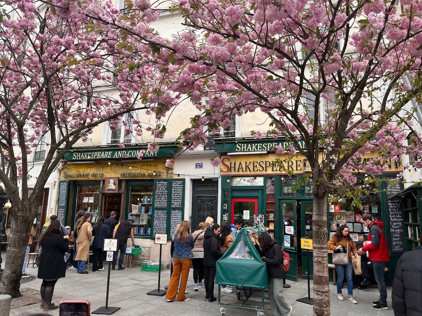 shakespeare and company